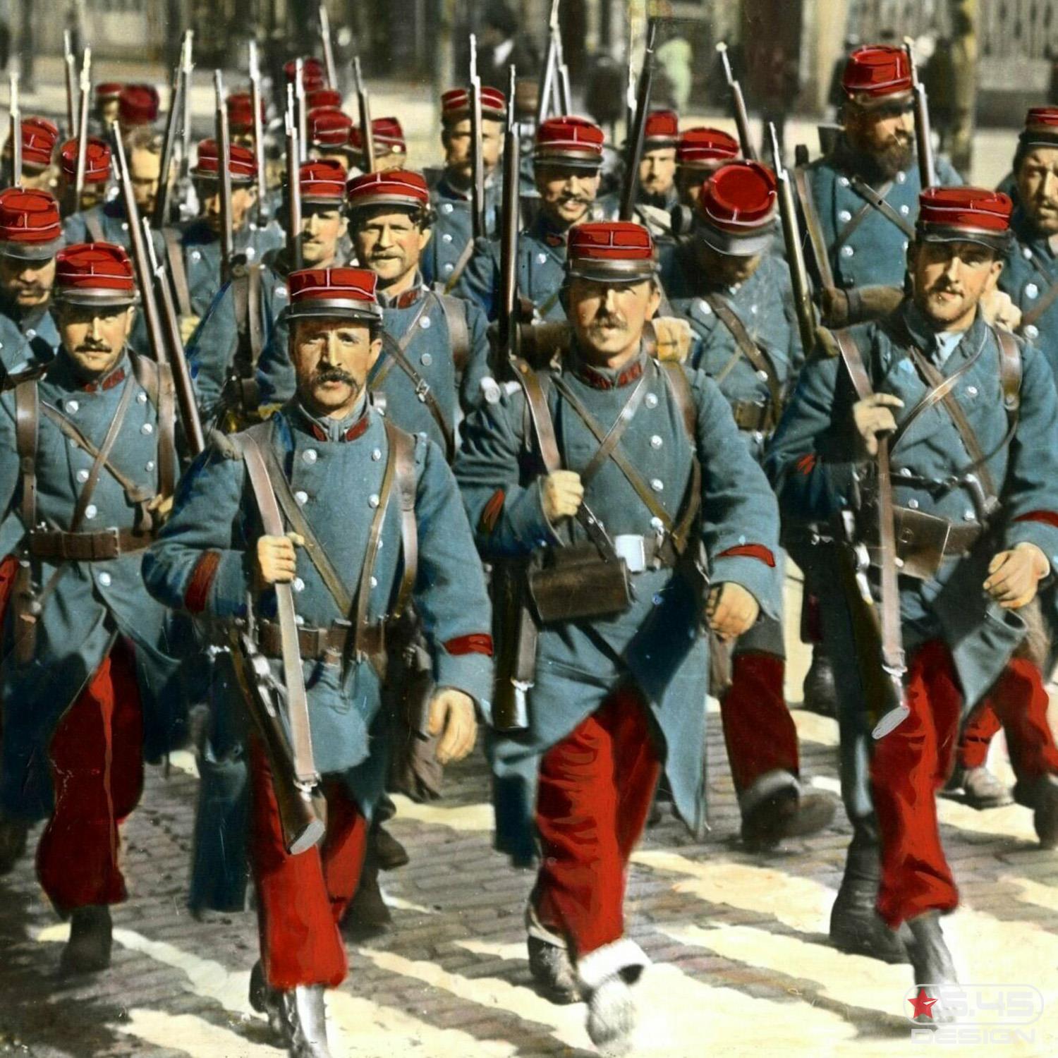 Американские солдаты носили синюю форму, а французские – ярко-красные брюки